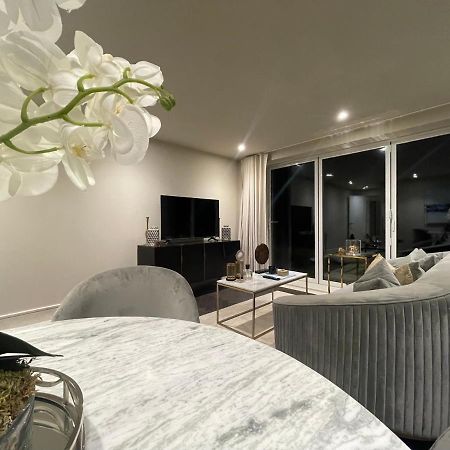 Apartament Sophisticated 1Br, 1 Ba Chigwell Designer Flat Chcl F2 Zewnętrze zdjęcie
