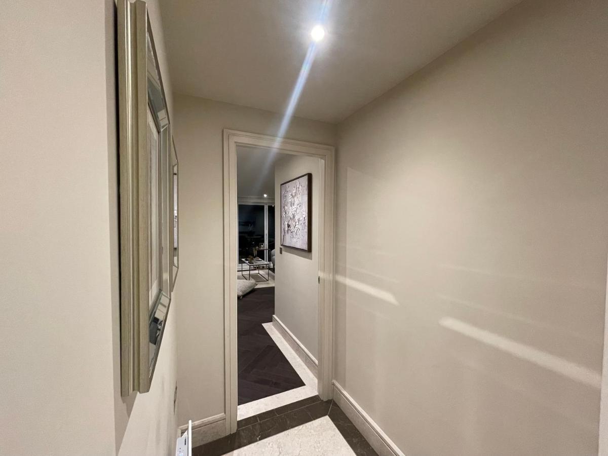 Apartament Sophisticated 1Br, 1 Ba Chigwell Designer Flat Chcl F2 Zewnętrze zdjęcie
